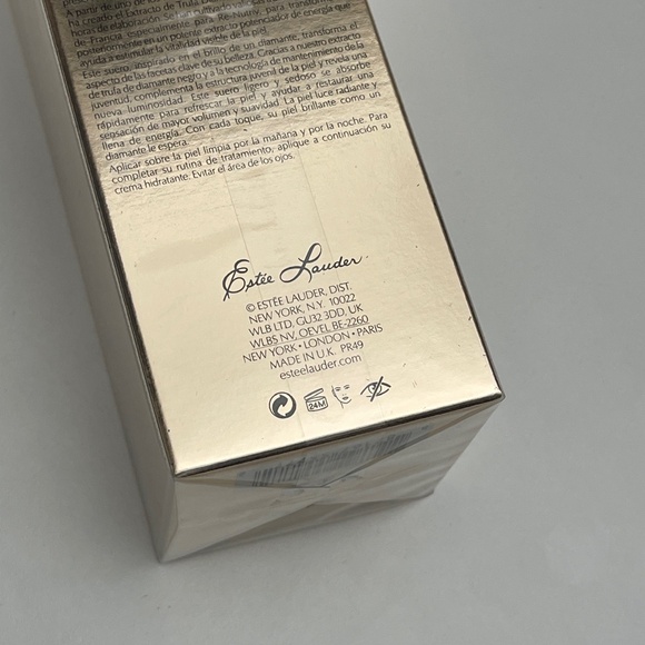 NEW Estee Lauder Re-Nutriv Ultimate Diamond Transformative Brilliance Serum 30ml - Picture 3 of 6